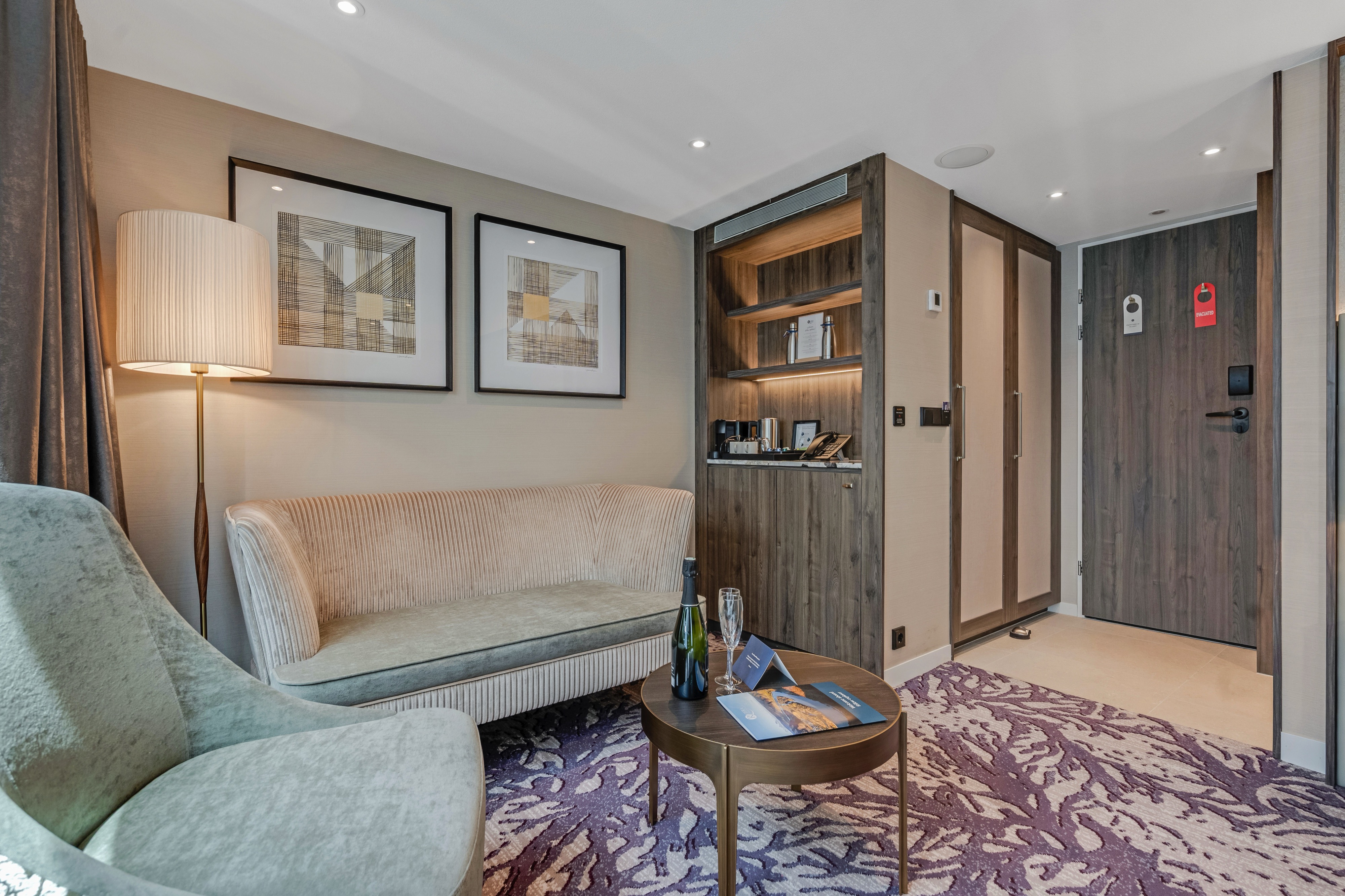 Superior Suite - Diamond Deck